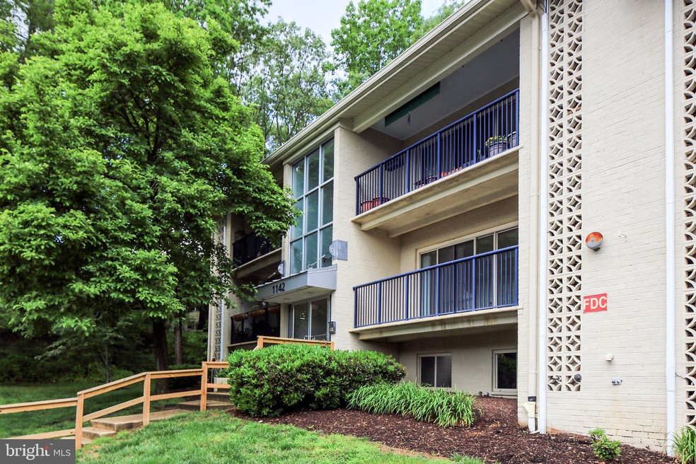 1142 Cove Rd unit 301, Annapolis, MD 21403 - photo 1