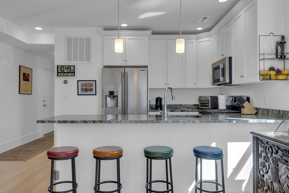 41 Woodville St unit 4, Boston, MA 02119 - photo 1
