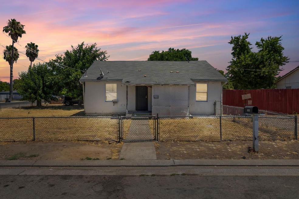 Pending $265,000 • Co-Listing Agent