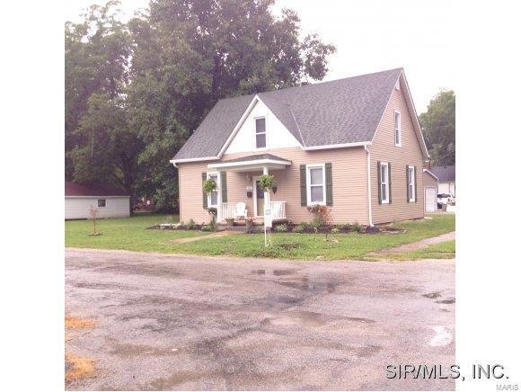 111 S Vine St, Freeburg, IL 62243 - photo 1