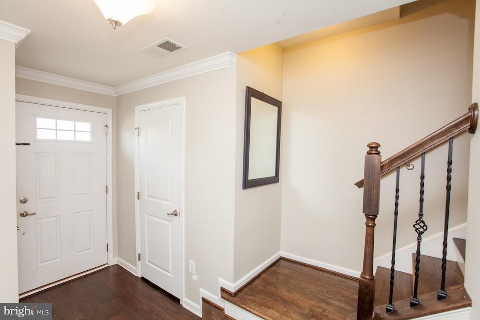 220 Macdonald Ave unit 15, Wyncote, PA 19095 - photo 1