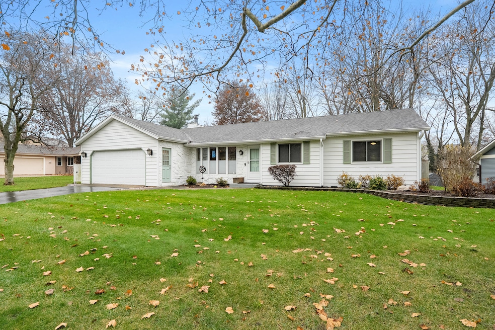 1565 Brookmoor Ln, Portage, MI 49024 - photo 1