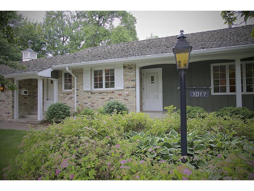 1017 Cypress St. S., Cambridge