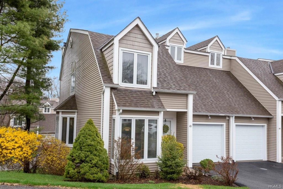 43 Spring Pond Dr, Ossining, NY 10562 - photo 1