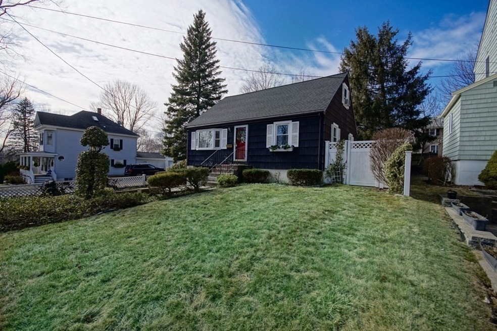 10 Cardinal Rd, Danvers, MA 01923 - photo 1