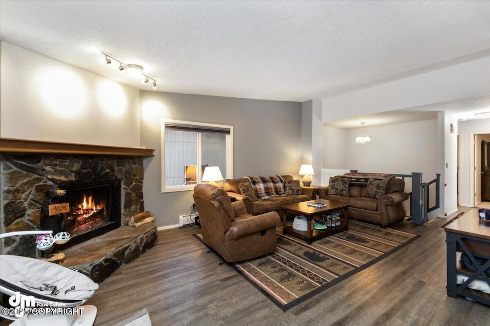 08-LIVINGROOM_NLL_IMG_1-6