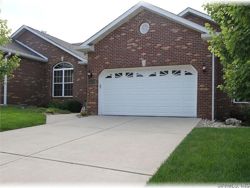 128 Briar Ridge Dr, Maryville, IL 62062 - photo 1