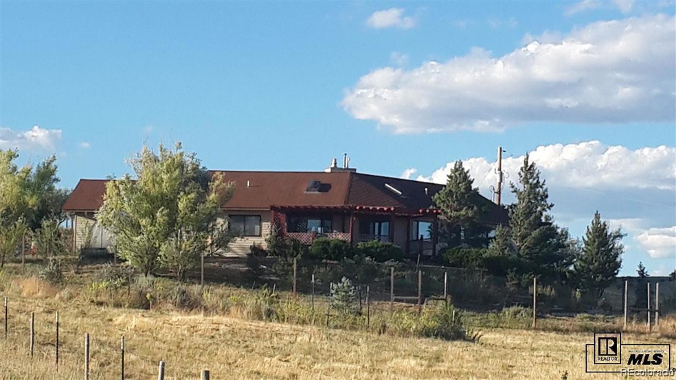 720 Western Ave, Craig, CO 81625 - photo 1