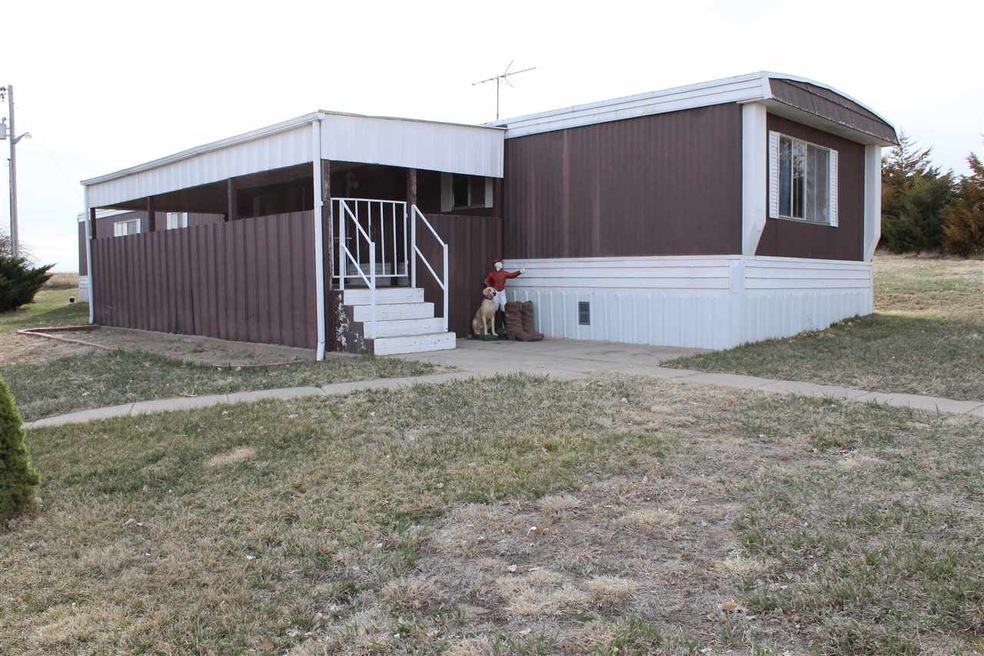 10584 S Whispering Hills, North Platte, NE 69101 - photo 1