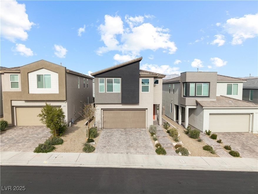 10202 Handline Chute St, Las Vegas, NV 89166 - photo 1