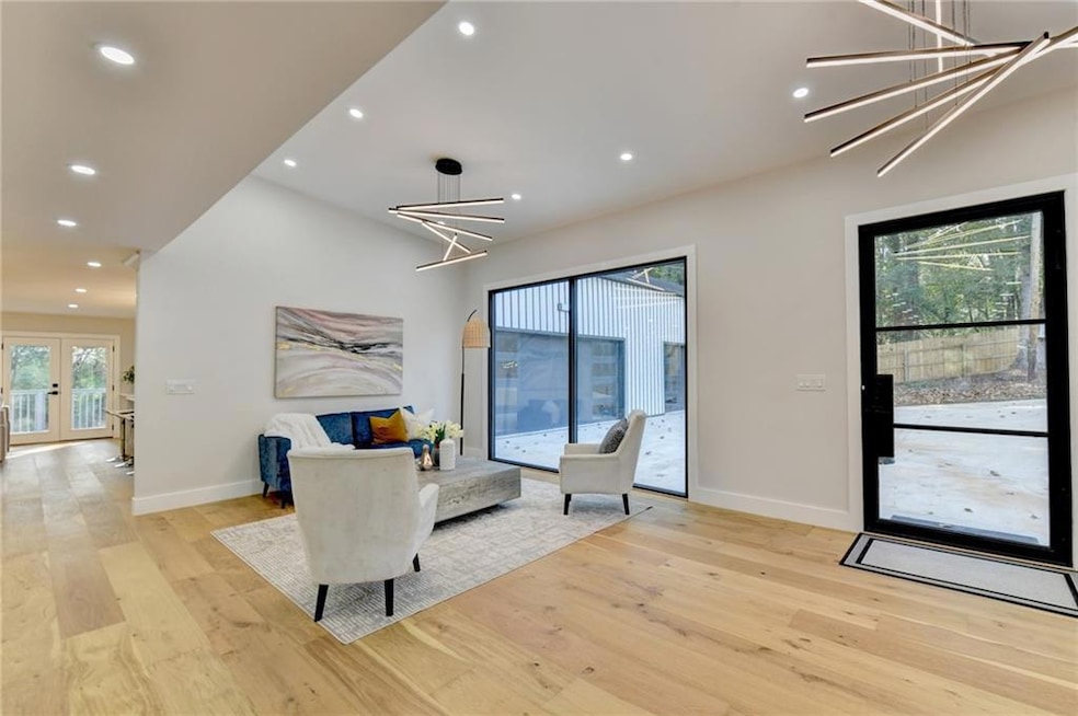 5255 Buice Rd, Alpharetta, GA 30022 - photo 1