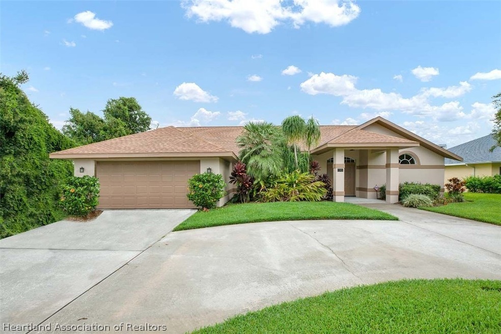 140 Huntley Oaks Blvd, Lake Placid, FL 33852 - photo 1