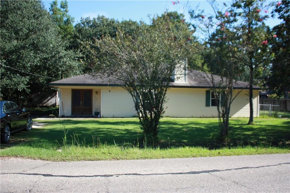 20139 Quincy Ave, Covington, LA 70433 - photo 1