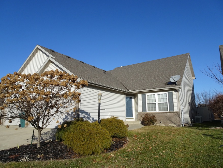 4006 Inverness, Champaign