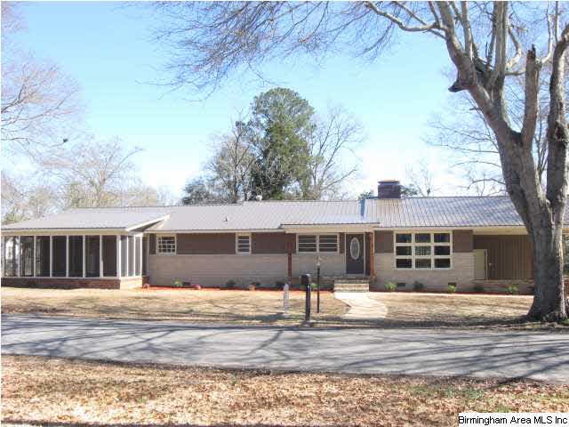 Completely updated home!! Brand new metal roof, si