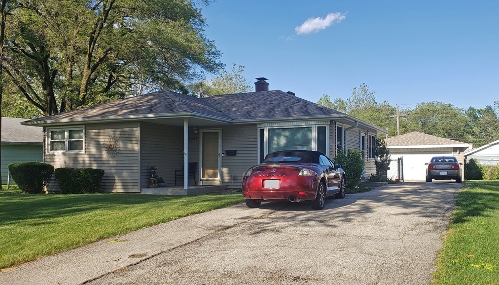 3502 Bluebird Ln, Rolling Meadows, IL 60008 - photo 1