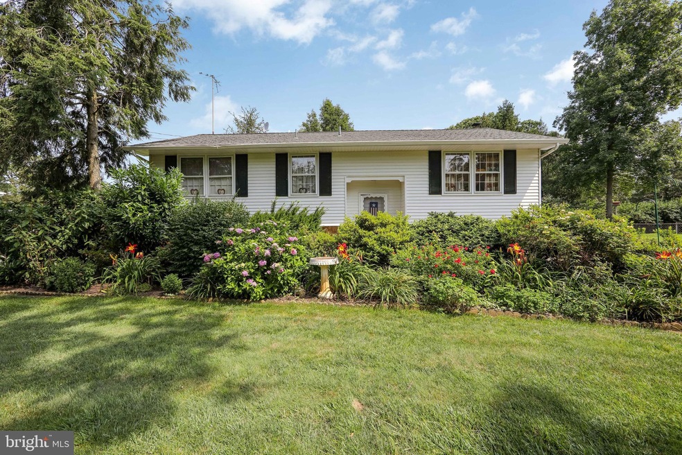 Sold $300,000 • Co-Listing Agent