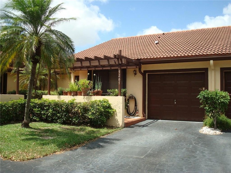 7267 Papaya Way, Tamarac, FL 33321 - photo 1