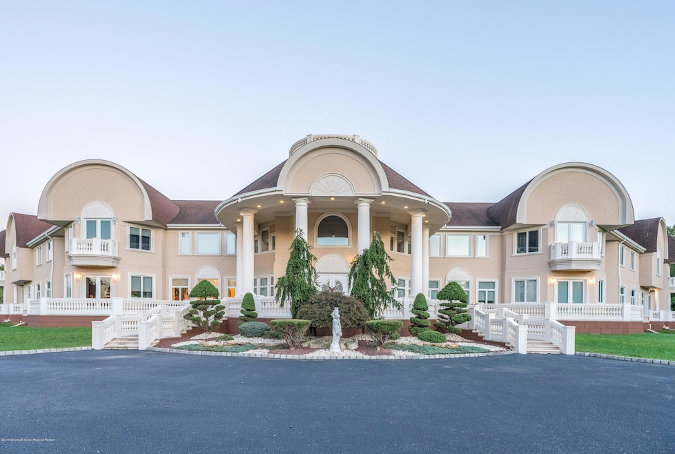 93 Five Points Rd, Colts Neck, NJ 07722 - photo 1