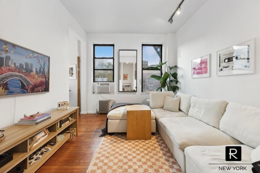 For Sale $649,000 • Co-Listing Agent