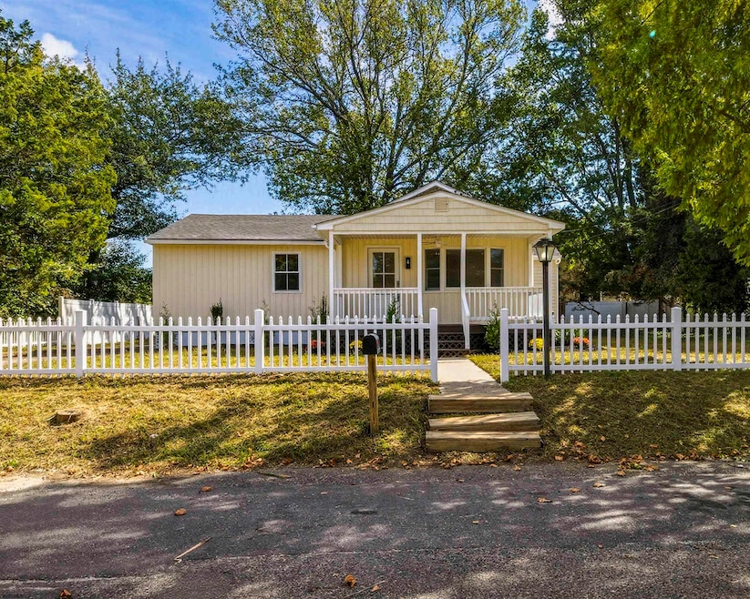 24 N 12th St, Villas, NJ 08251 - photo 1