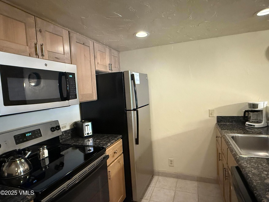 3303 kitchen