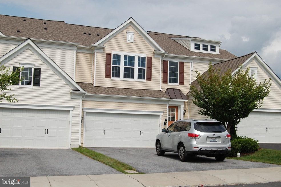 237 N Caldwell Cir, Downingtown, PA 19335 - photo 1