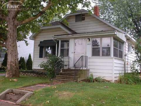 1418 Knapp Ave, Flint, MI 48503 - photo 1