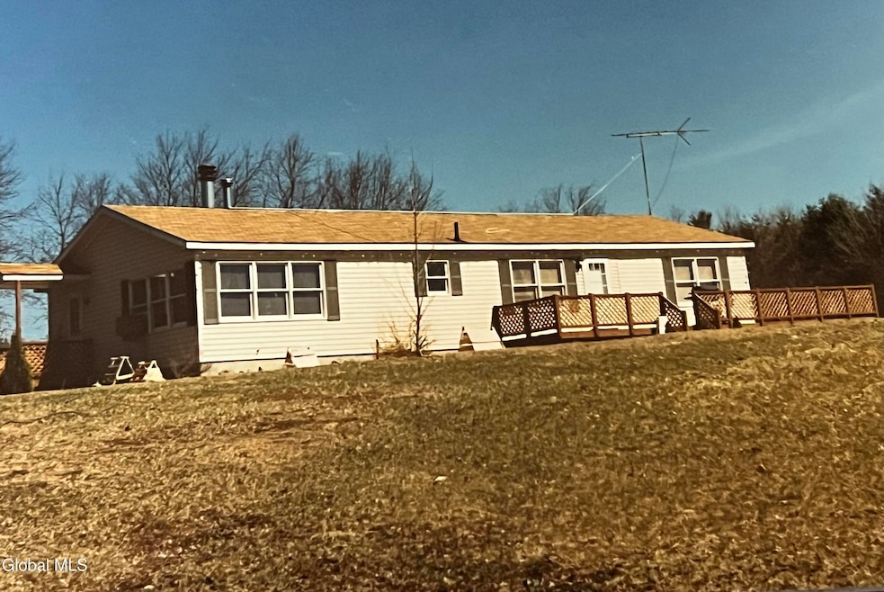 110 Fox Rd, Middle Grove, NY 12850 - photo 1