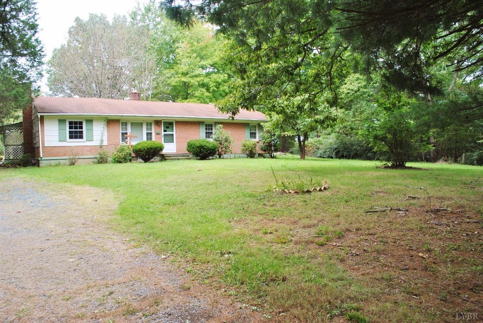 230 Brightwells Mill Rd, Madison Heights, VA 24572 - photo 1