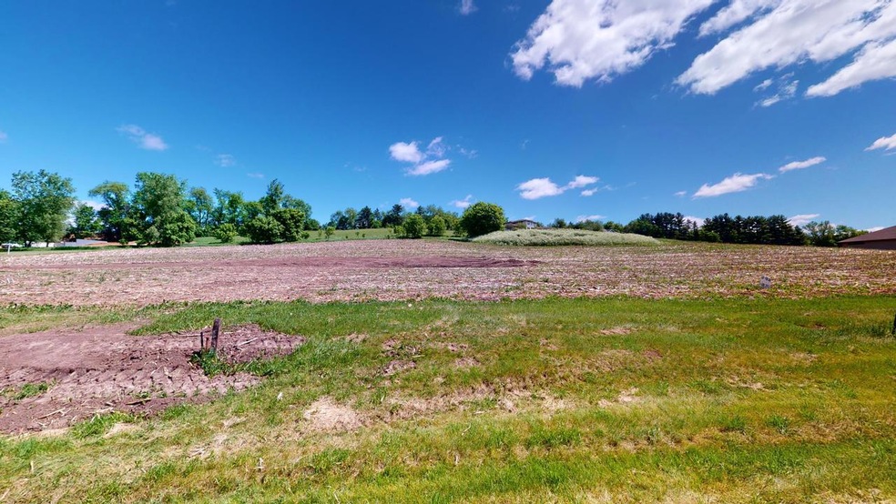 21562 Wolfe Run Ln, Gale, WI 54630 - photo 1