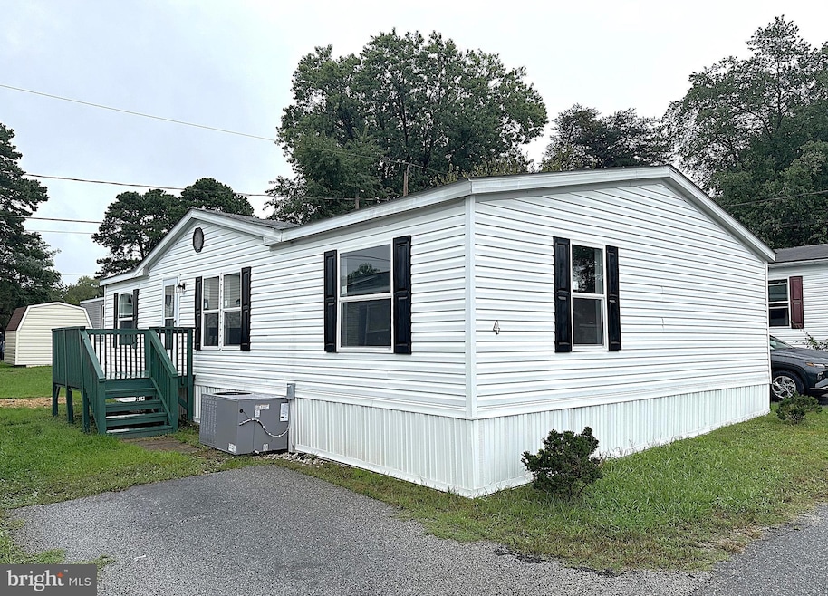 490 N Patuxent Rd unit 4, Odenton, MD 21113 - photo 1