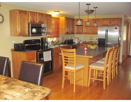 56 Tibbett Cir, Fitchburg, MA 01420 - photo 1