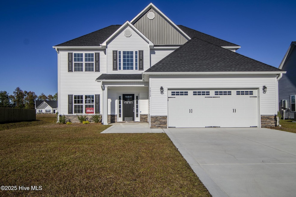 1852 Olde Towne Pointe Blvd, Jacksonville, NC 28544 - photo 1