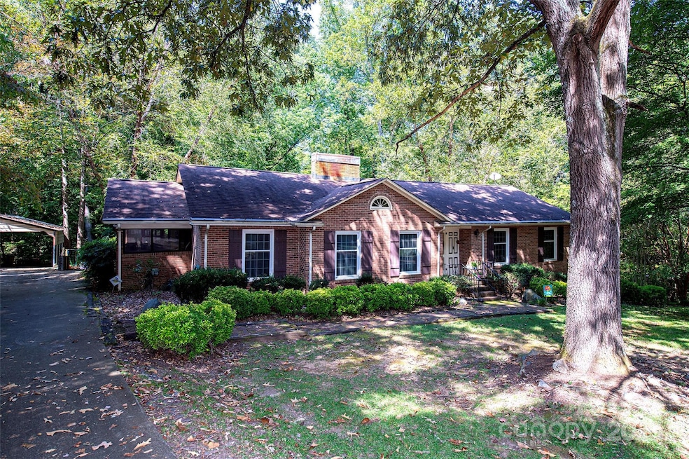 Under Contract $399,000