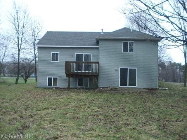 3110 Patterson Rd, Wayland, MI 49348 - photo 1
