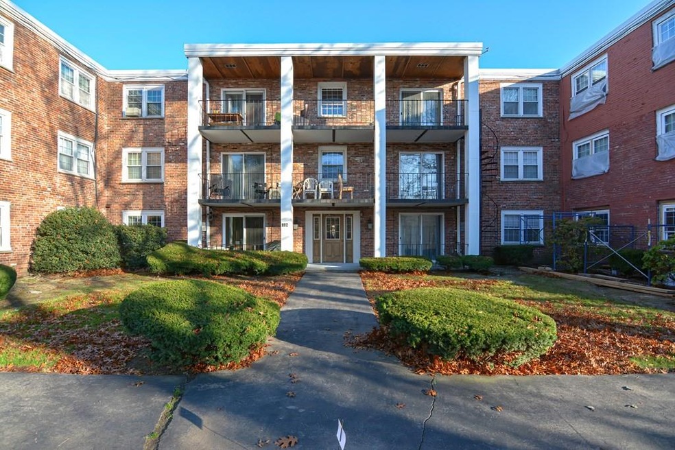 802 Willard St unit E11, Quincy, MA 02169 - photo 1