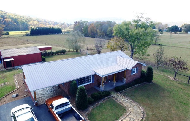 9042 Spring Creek Rd, Cookeville, TN 38506 - photo 1