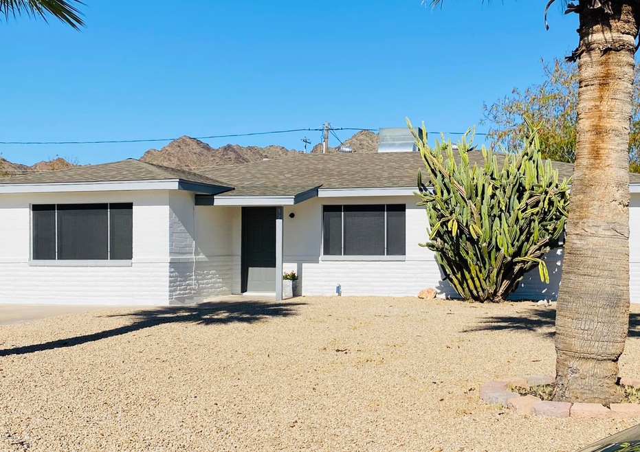 9223 N 13th Place, Phoenix, AZ 85020 - photo 1