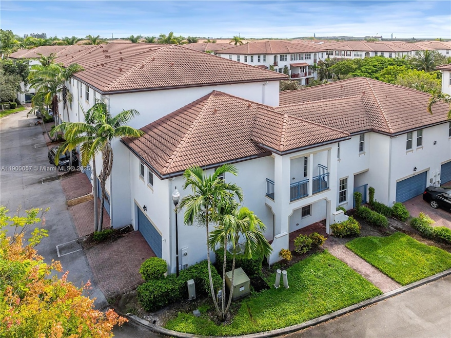 For Sale $530,000 • Co-Listing Agent