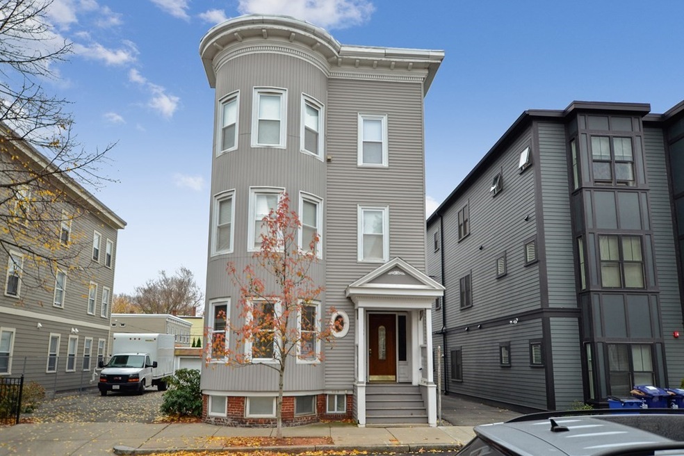 865 E 2nd St unit 1, Boston, MA 02127 - photo 1