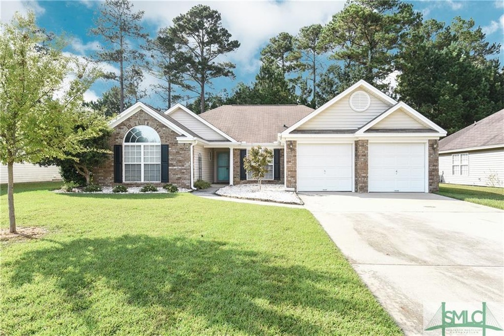 Lovely 4 bedroom with a split floorpan. Fully upda