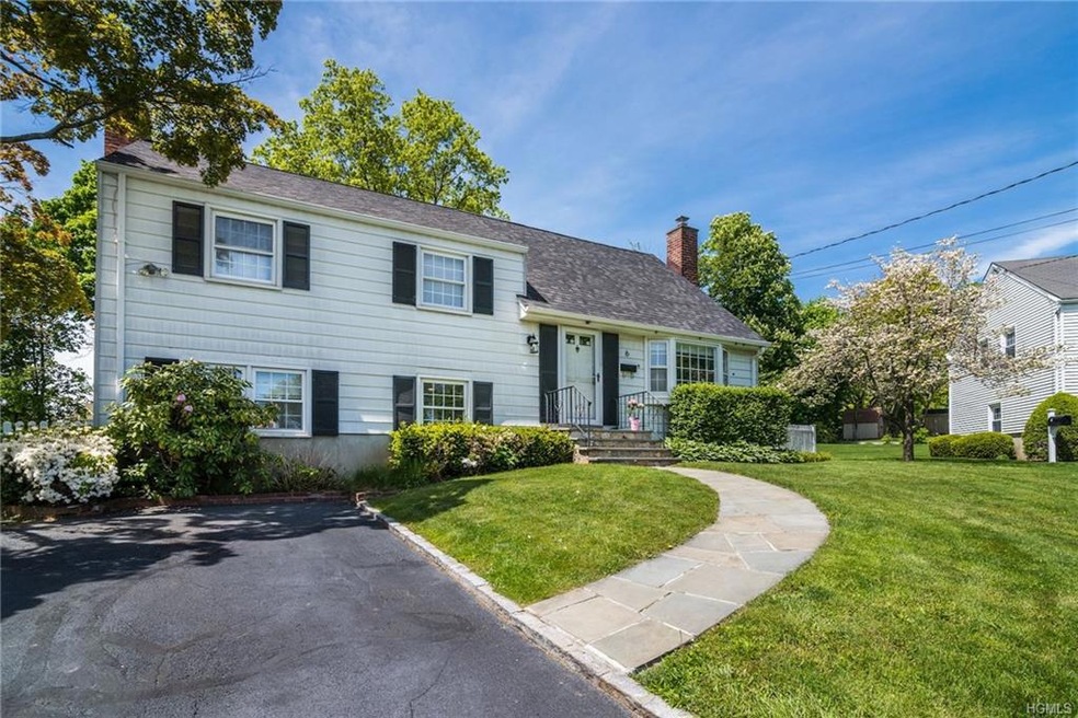 6 Brower Place, Port Chester, NY 10573 - photo 1