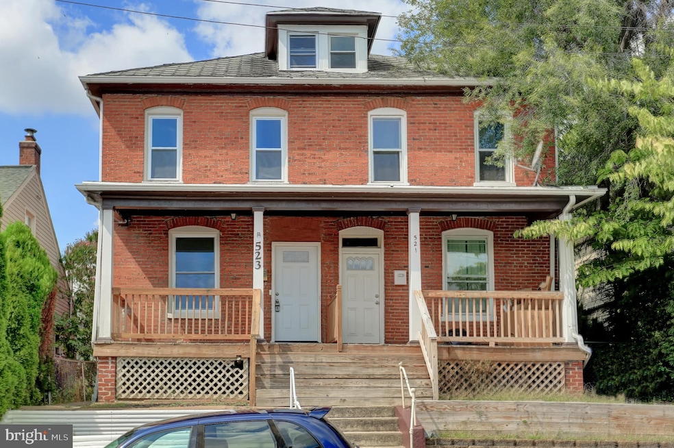 523 Guilford Ave, Hagerstown, MD 21740 - photo 1