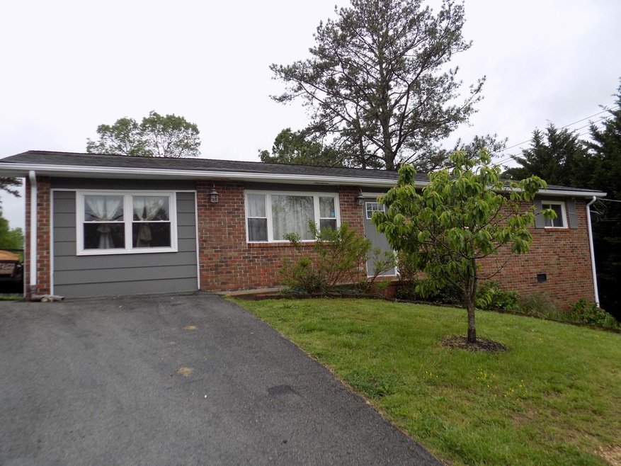 628 Corbley Rd, Rossville, GA 30741 - photo 1