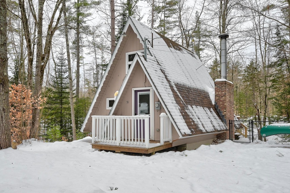51 Lake Pines Cir, Conway, NH 03813 - photo 1