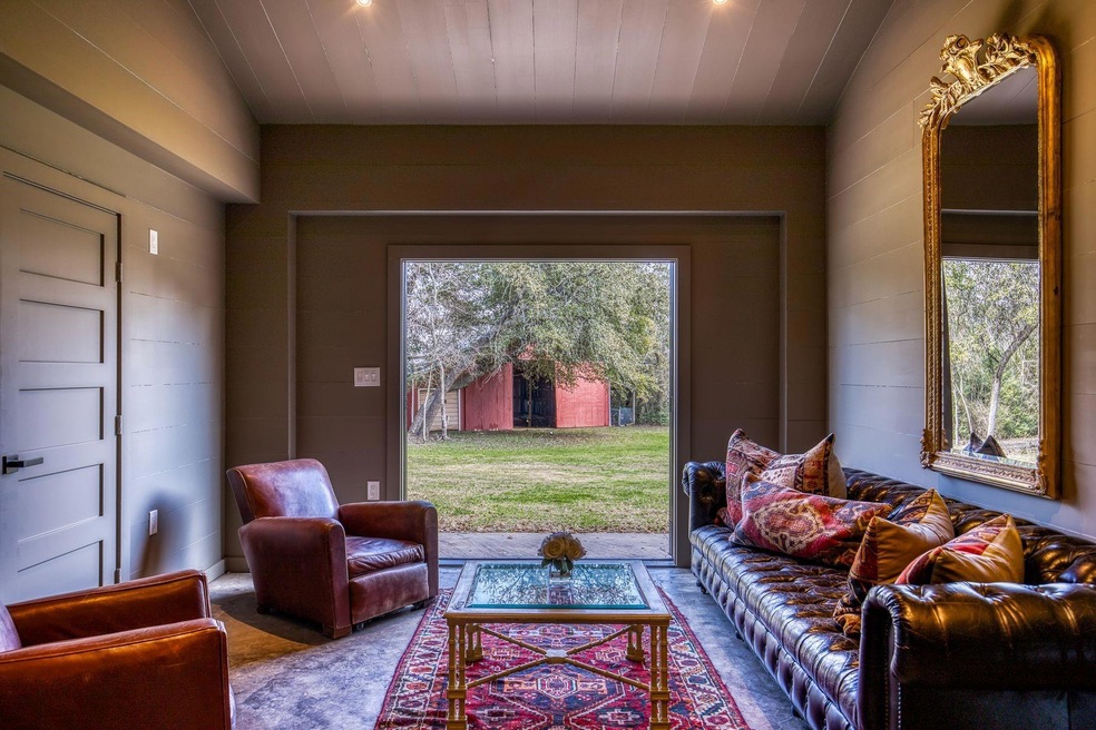 Under Contract $460,000