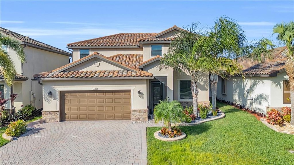 Sold $555,000