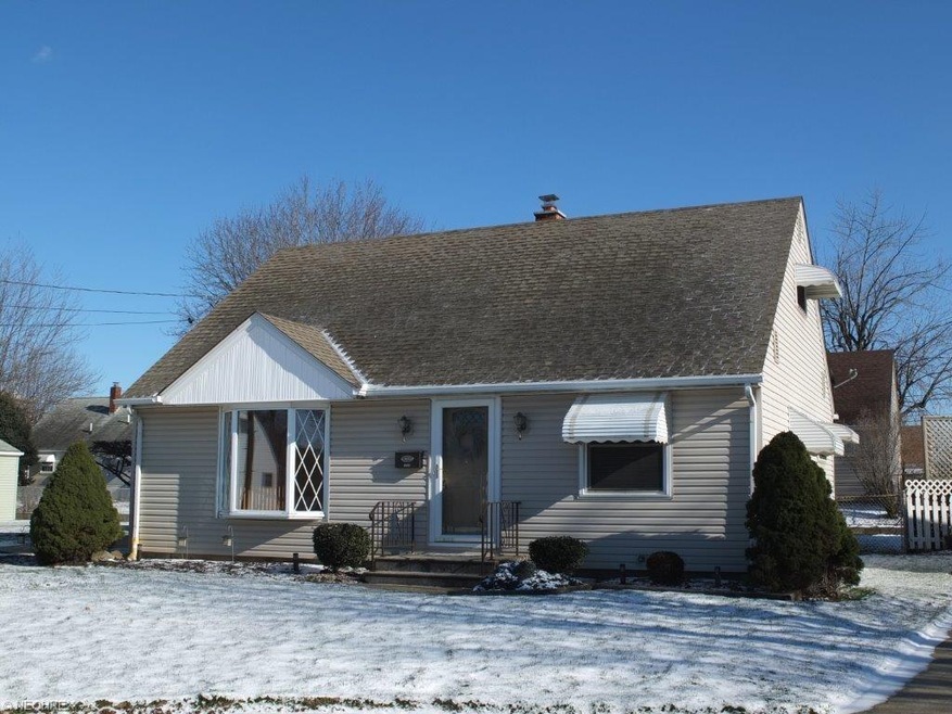 Move in ready 4 bedroom bungalow on cul-de-sac str