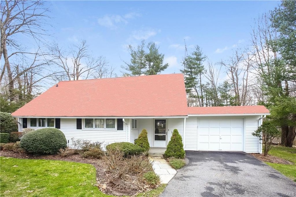 14 Terrace Ct, Rye Brook, NY 10573 - photo 1